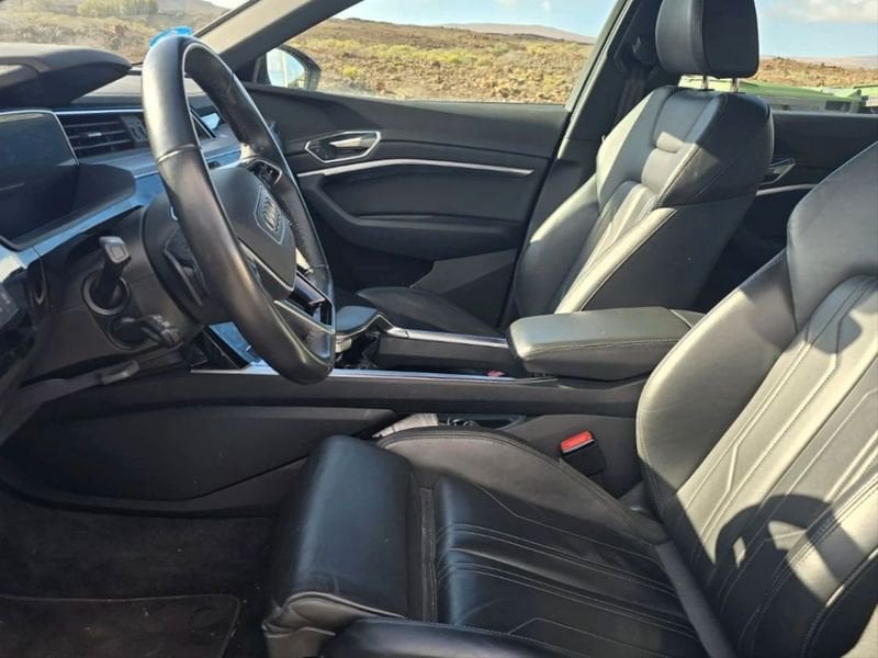 Audi Q8 Sportback e-tron etron Advanced 55 quattro automático