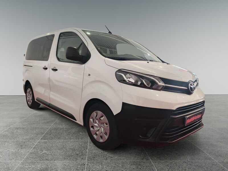 Toyota Proace Verso 1.6D 115cv 9P Shuttle Medio (L1) manual
