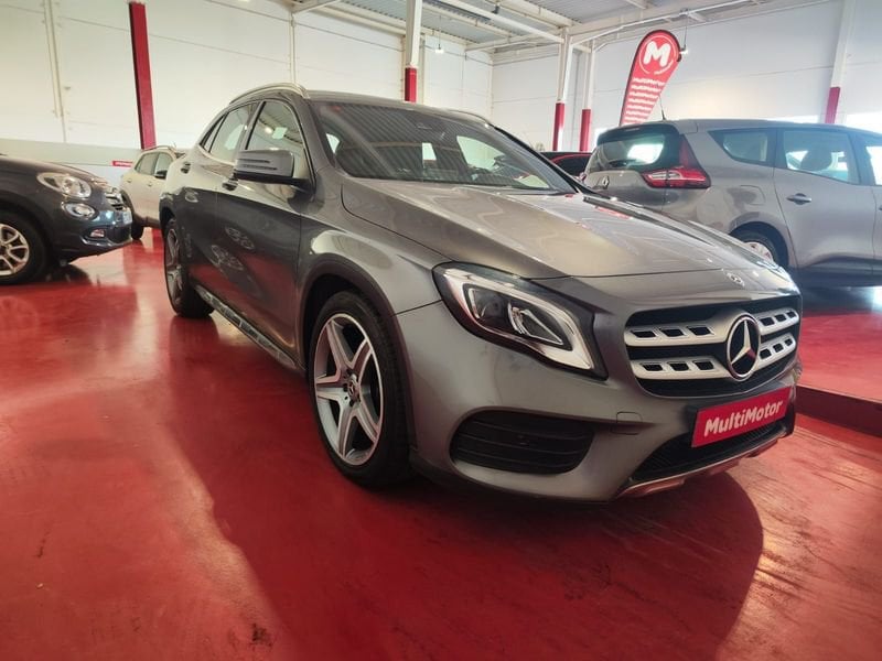 Mercedes-Benz GLA 200 d automático