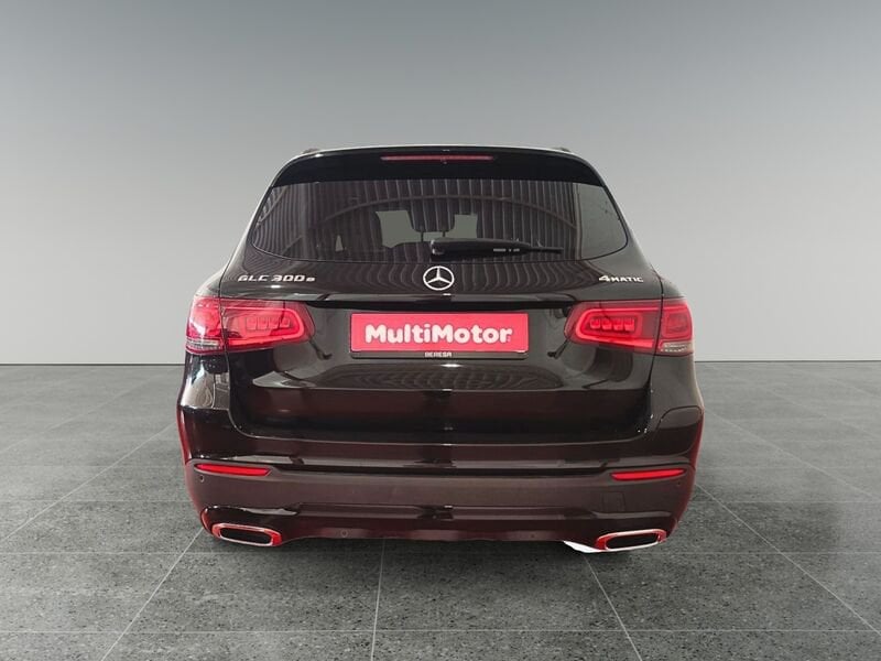 Mercedes-Benz GLC 300 4MATIC automático