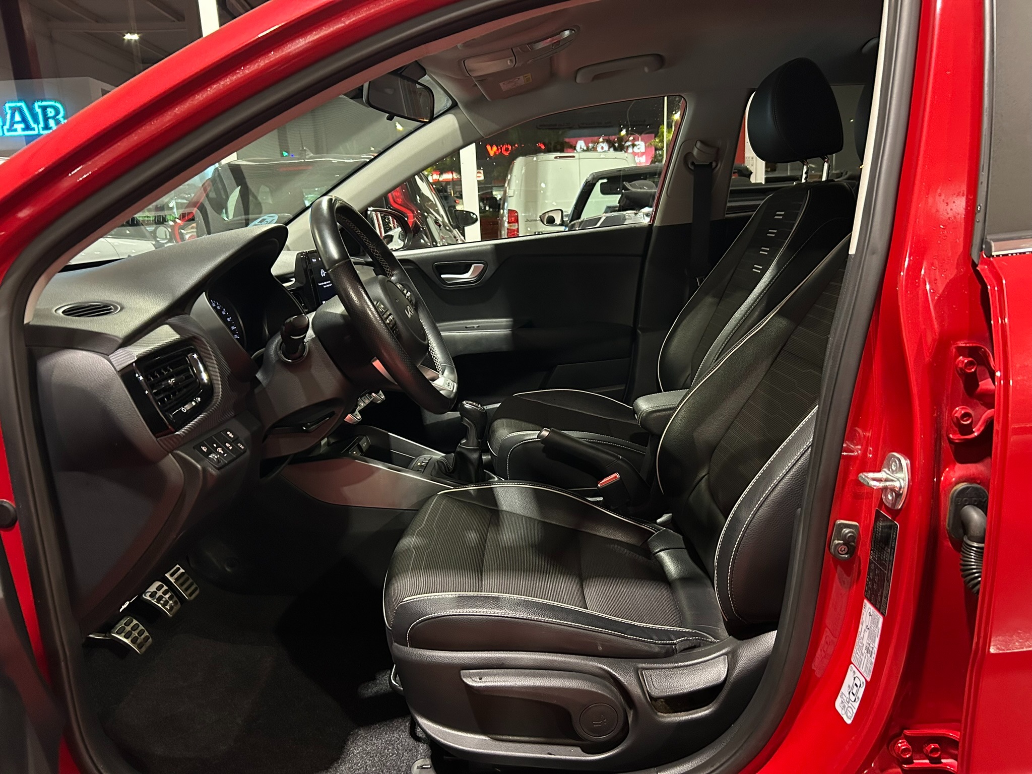 5c6a1640-06b7-49ea-88b6-86750d24e8e8