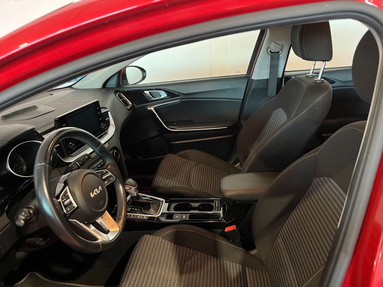 d75b669e-92df-41a0-9fc9-7180766c596c