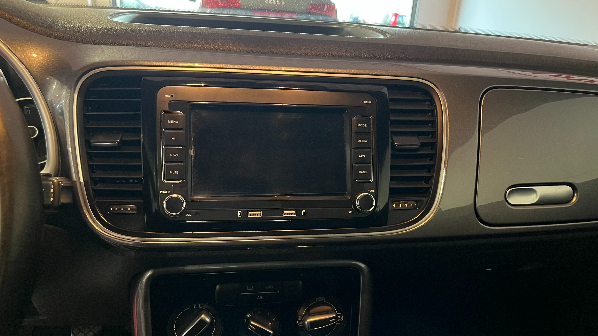 e8f7ce81-4ede-4d05-a299-d7fa8c2f6f8d