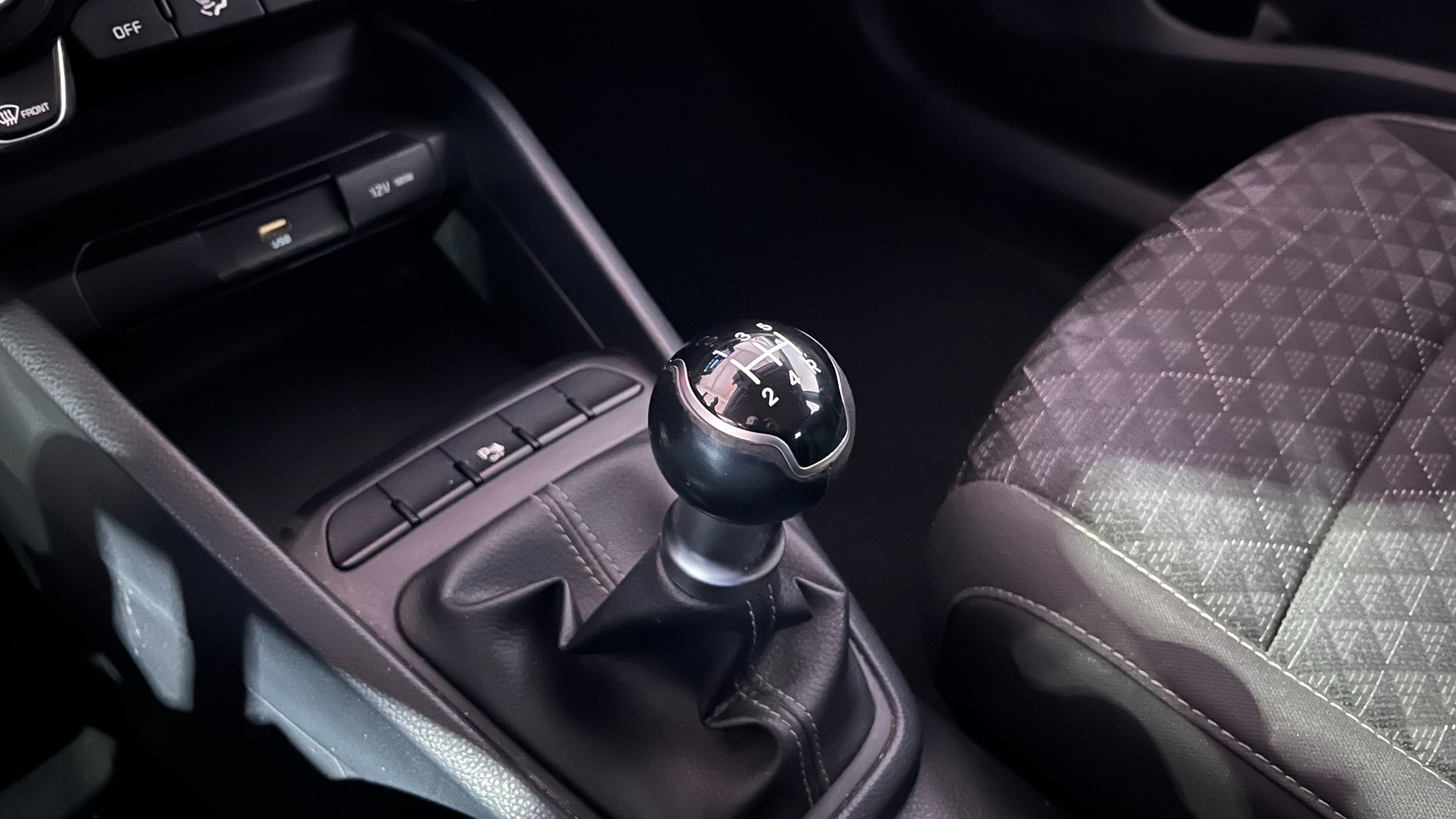 fe6b6f71-e893-47e4-9e19-8c8cf016fcc4