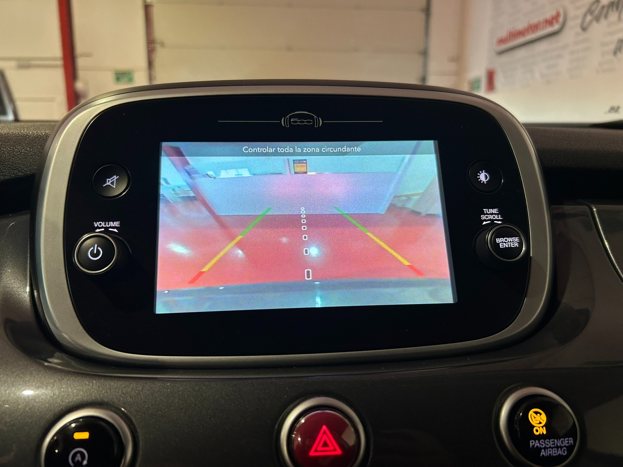 0e6a6867-622f-40b3-8ded-deeaaa61ded1