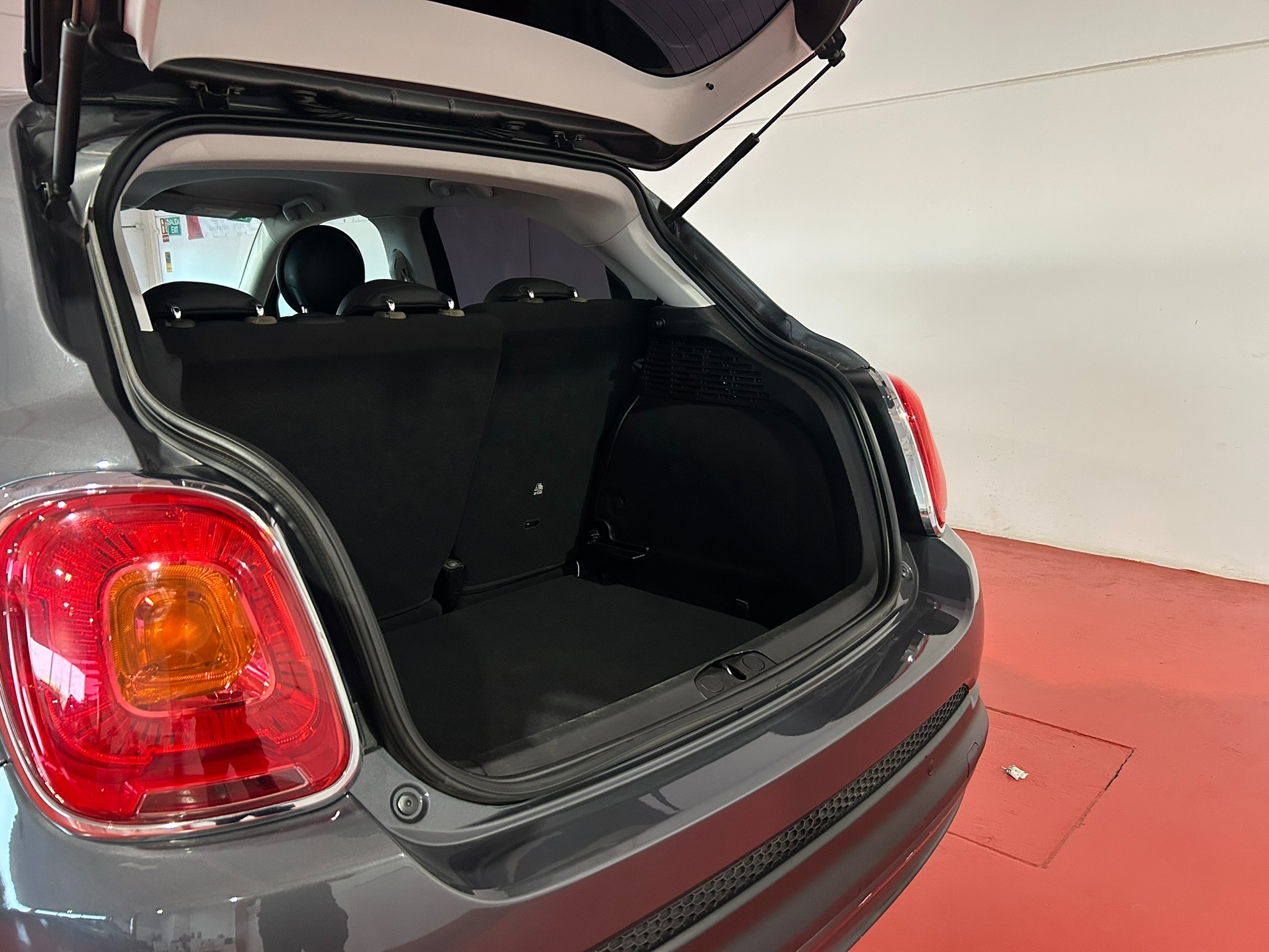 c40448e4-4bc7-43e7-b0c2-cafc93eaaef1