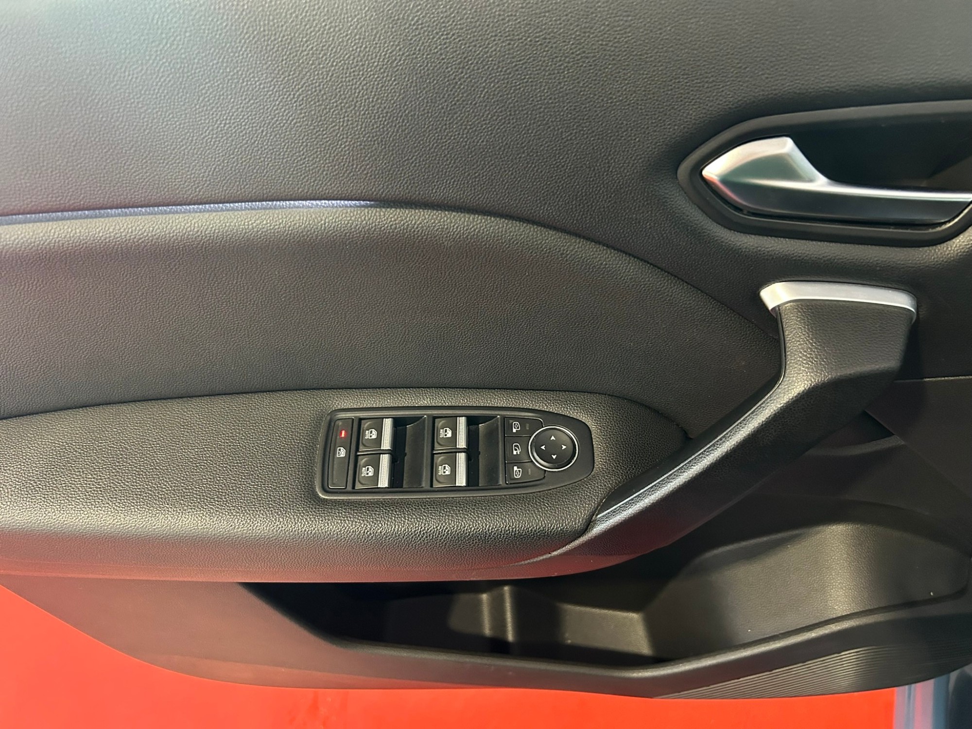 RENAULT Captur Intens E-TECH híbrido enchufable (160cv)