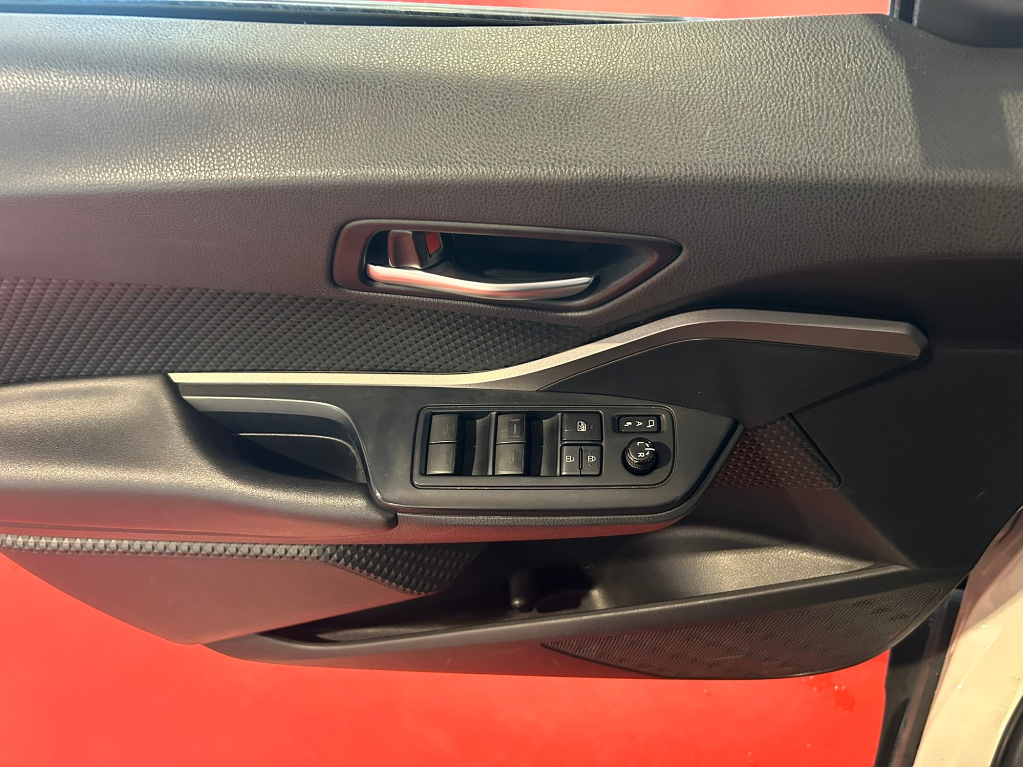TOYOTA C-HR 1.8 125H Active