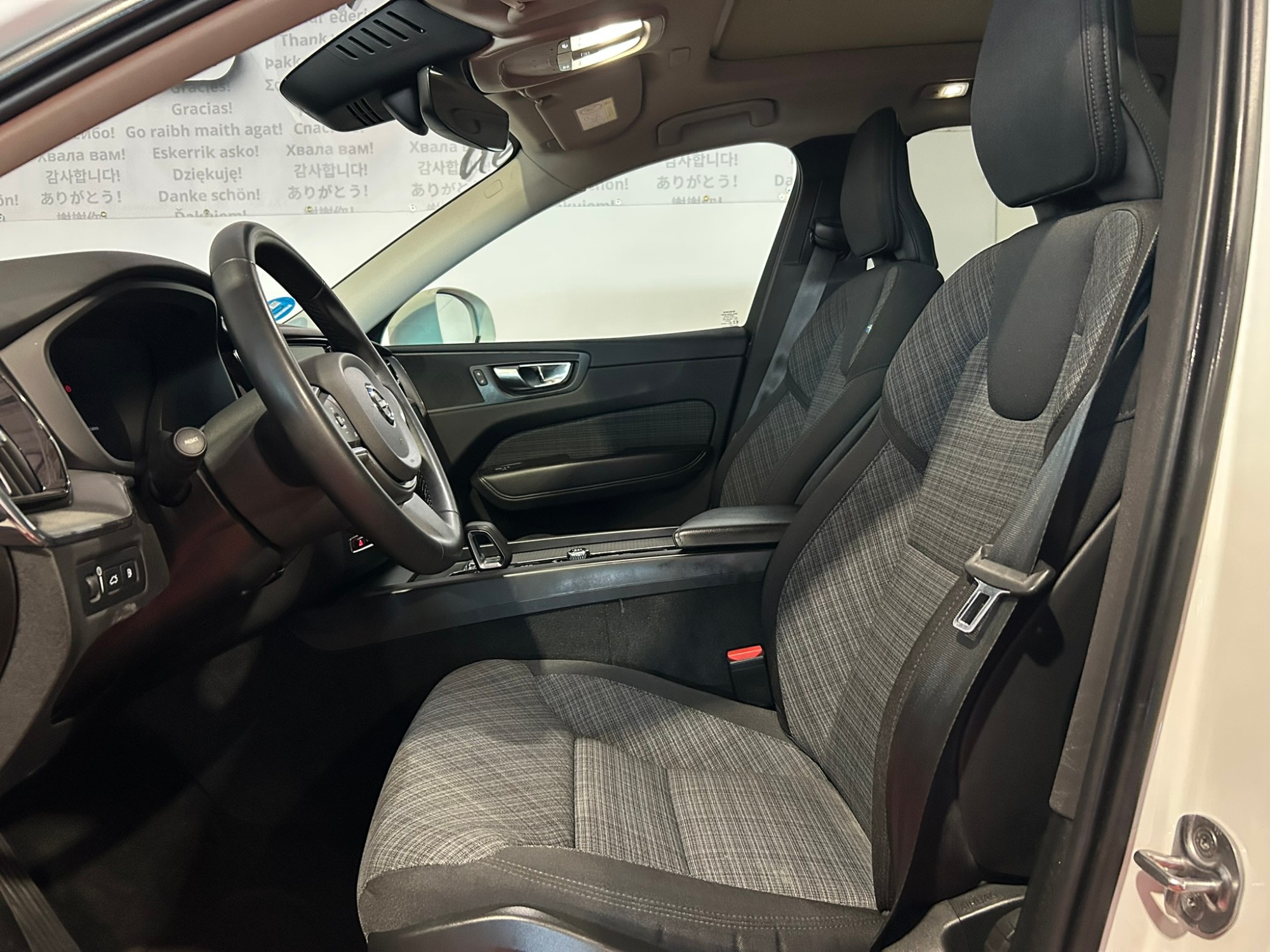 VOLVO XC60 2.0 T6 AWD Recharge Plus Bright Auto