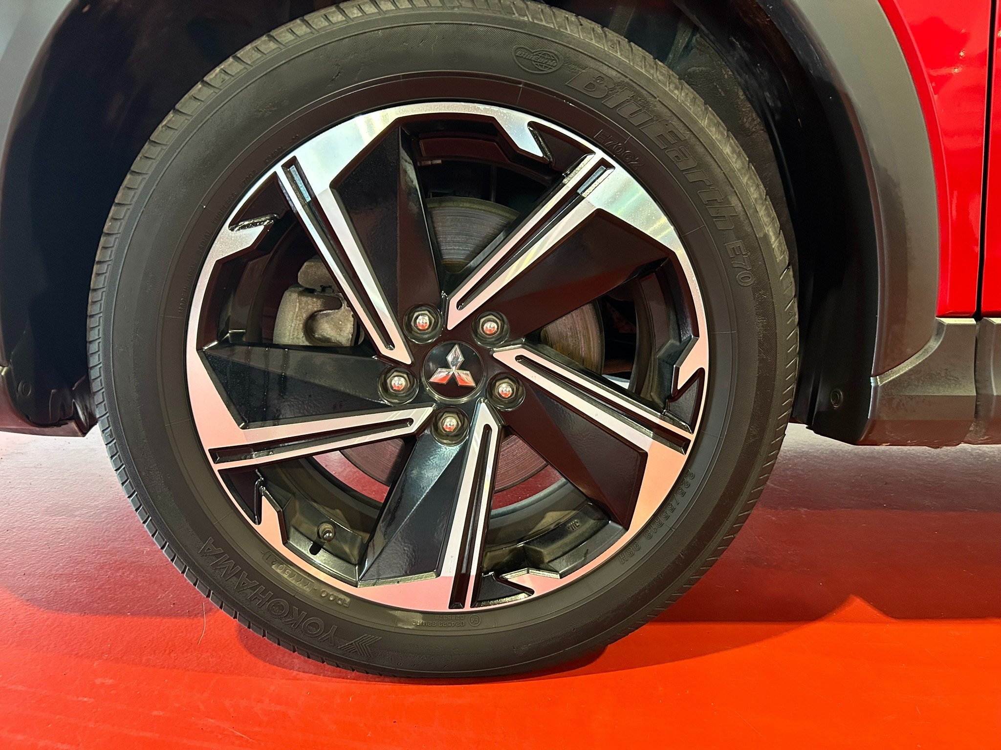 MITSUBISHI Eclipse Cross 2.4 PHEV Kaiteki Auto 4WD