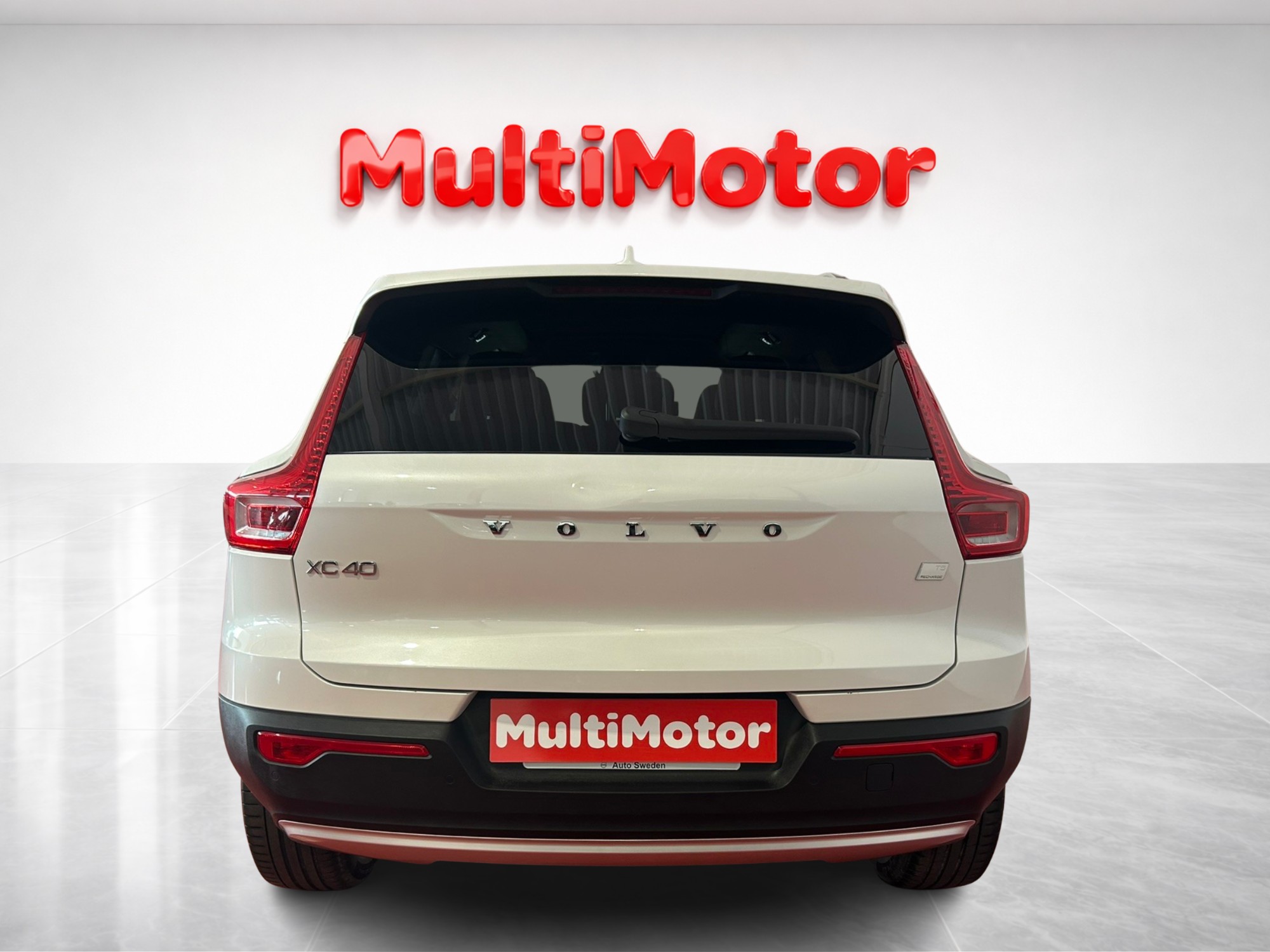 VOLVO XC40 1.5 T4 Twin Recharge Core Auto