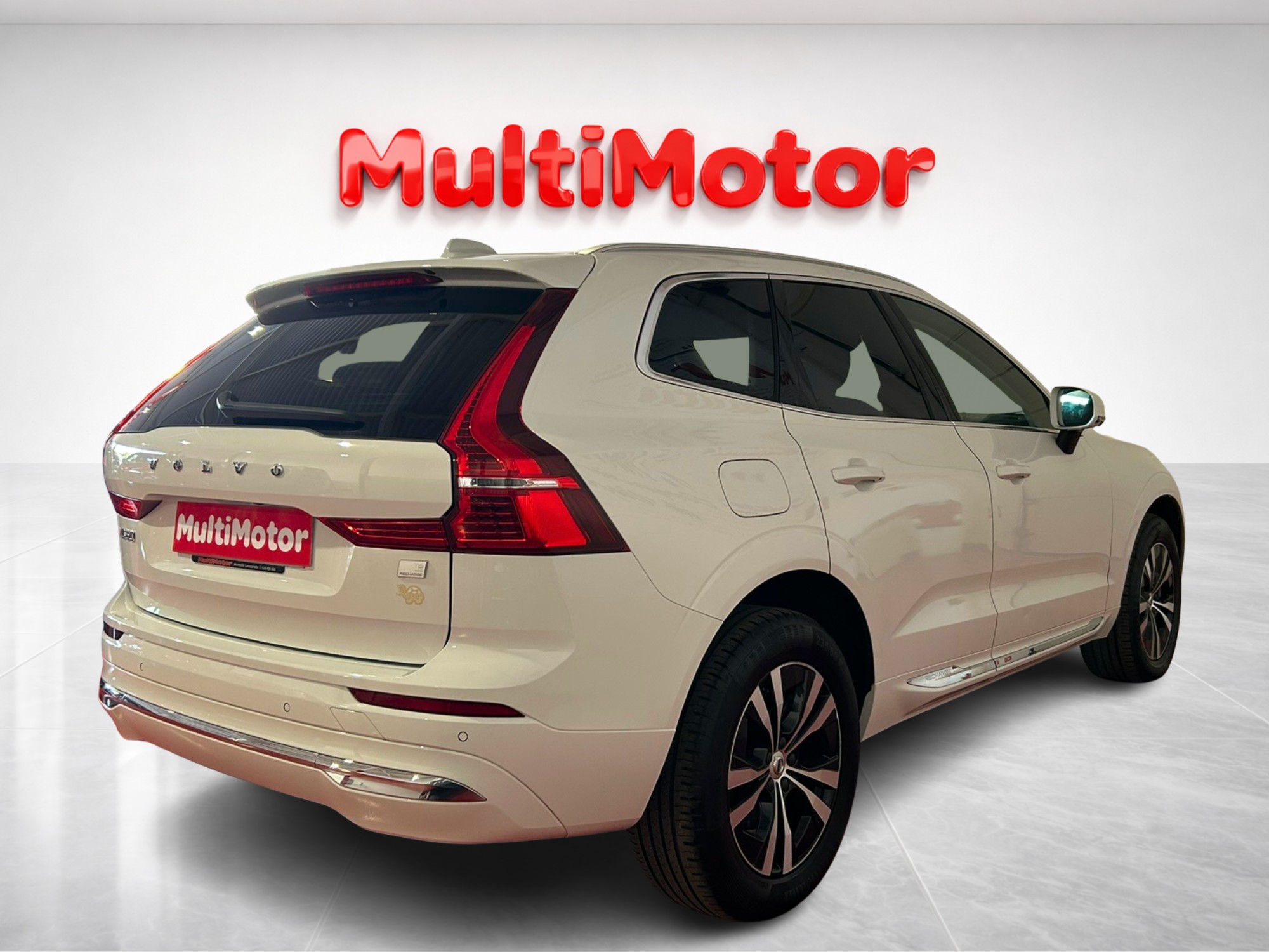 VOLVO XC60 2.0 T6 AWD Recharge Plus Bright Auto