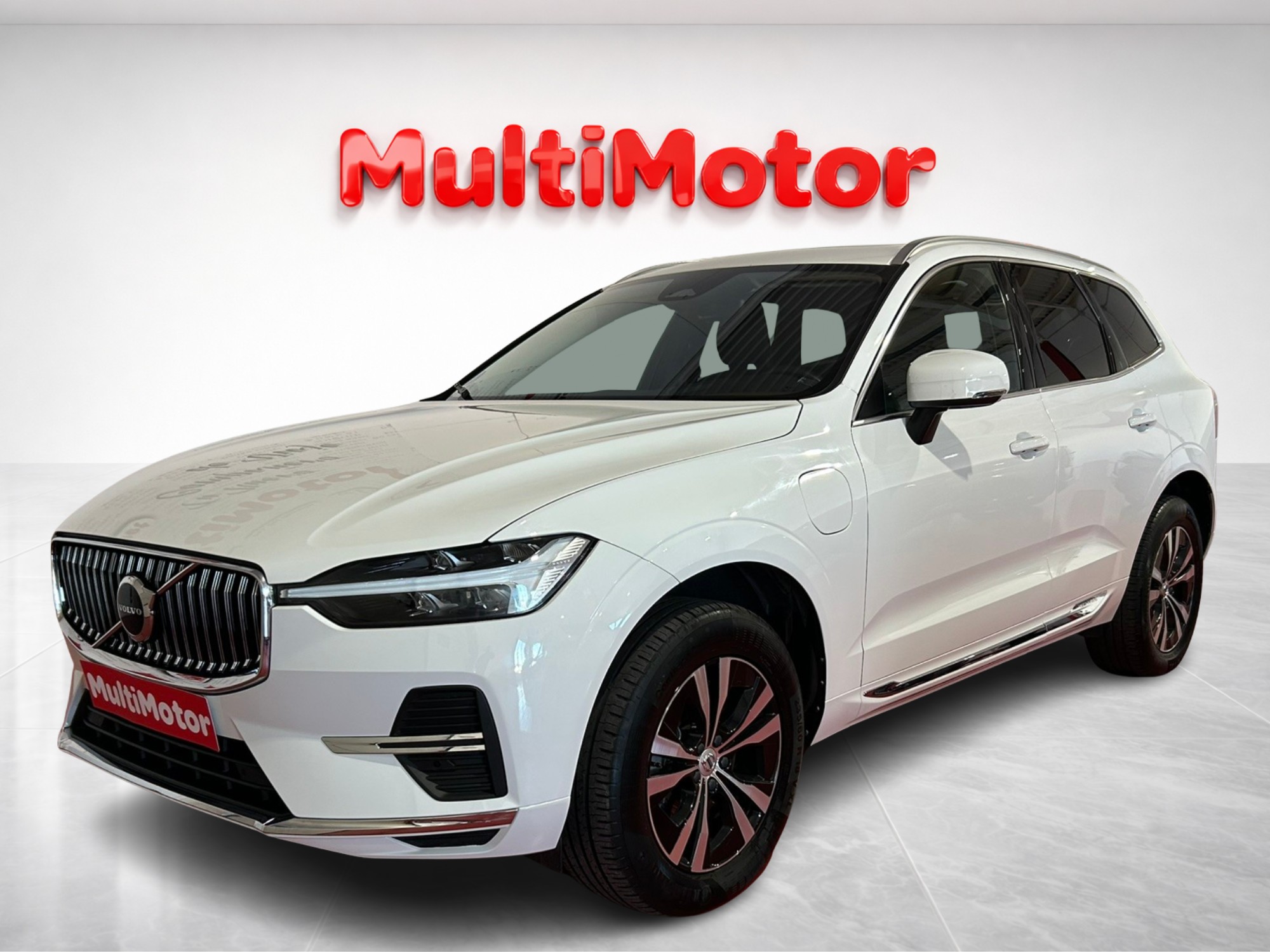 VOLVO XC60 2.0 T6 AWD Recharge Plus Bright Auto