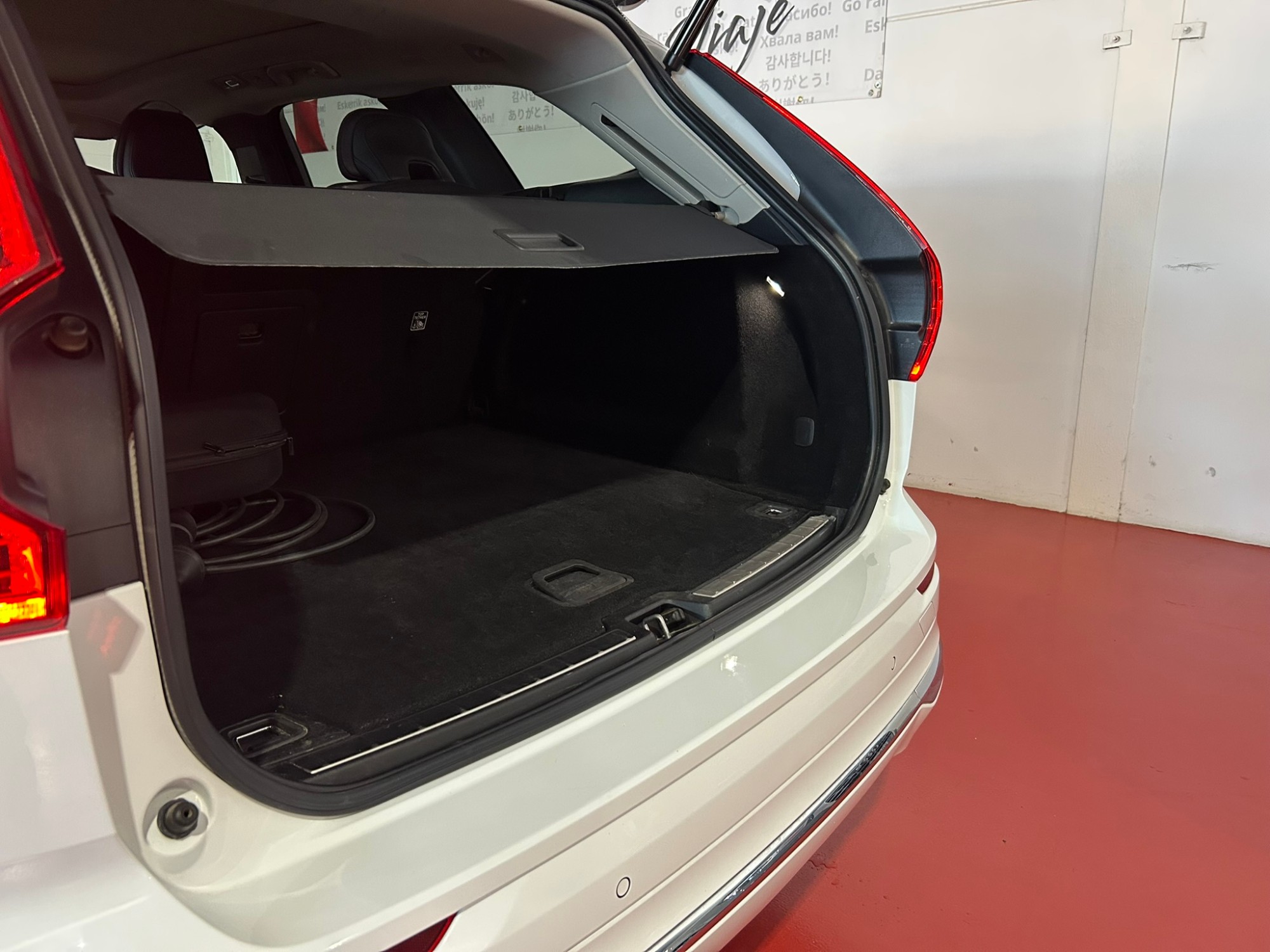 VOLVO XC60 2.0 T6 AWD Recharge Plus Bright Auto