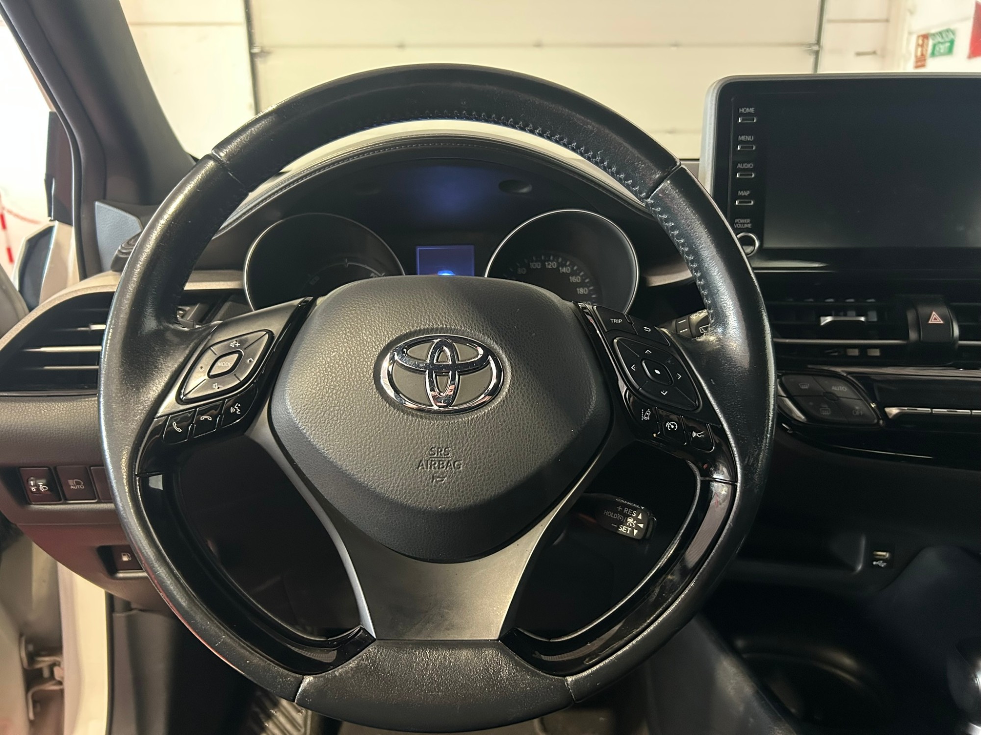 TOYOTA C-HR 1.8 125H Active