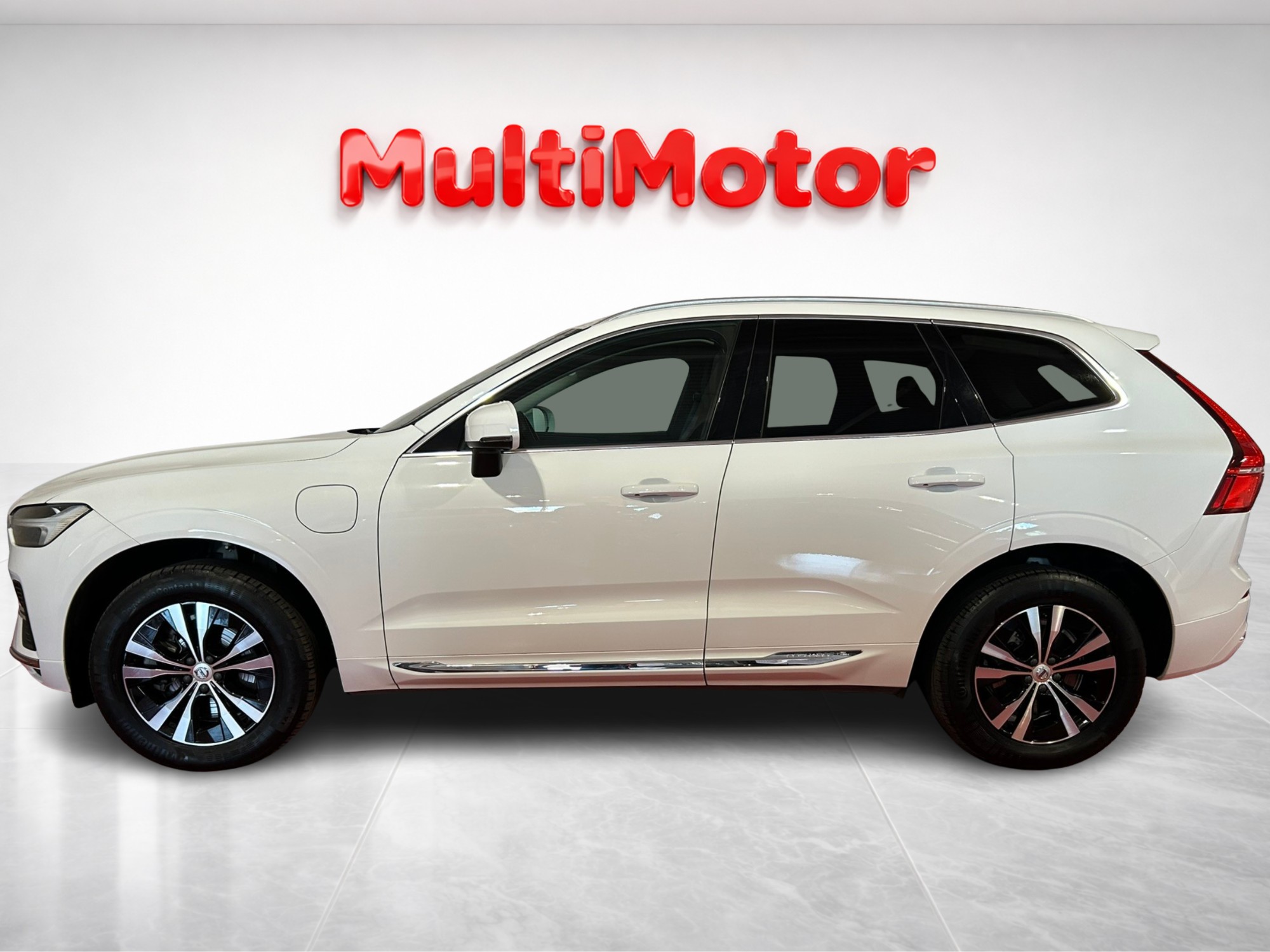VOLVO XC60 2.0 T6 AWD Recharge Plus Bright Auto