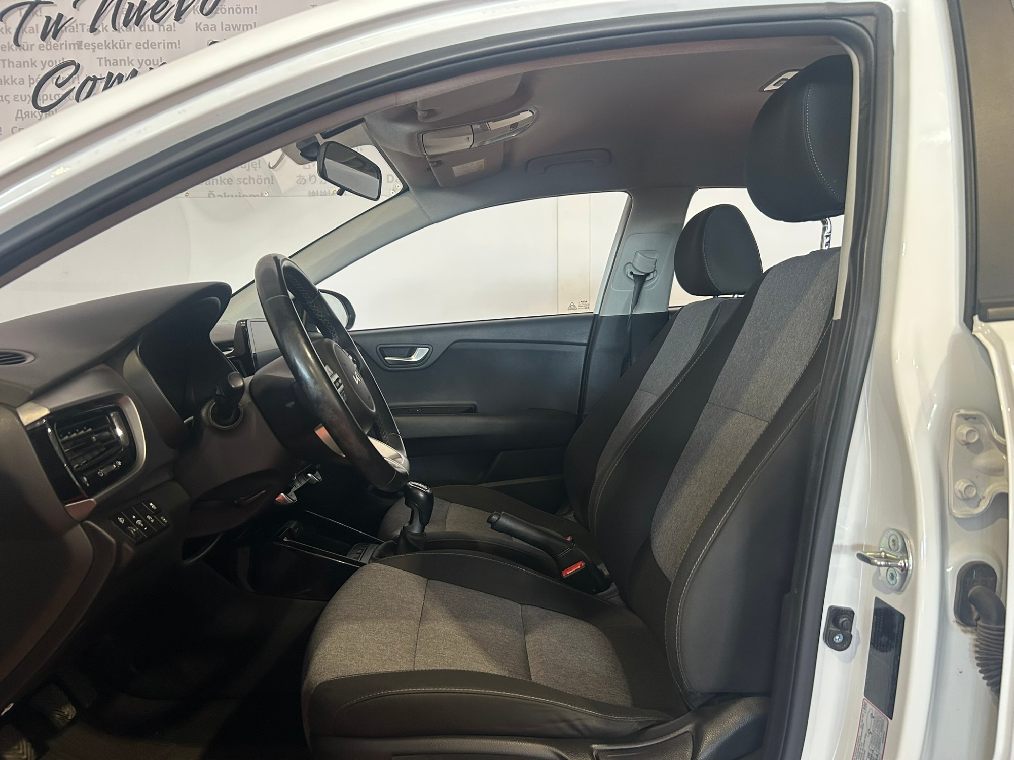 KIA Stonic 1.2 DPi 62kW (84CV) Concept