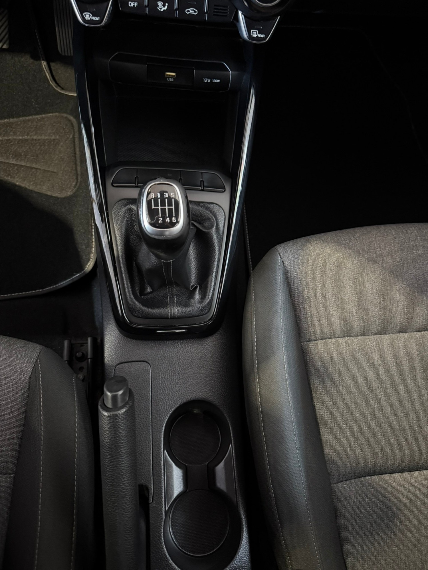 KIA Stonic 1.0 T-GDi 74kW (100CV) Concept