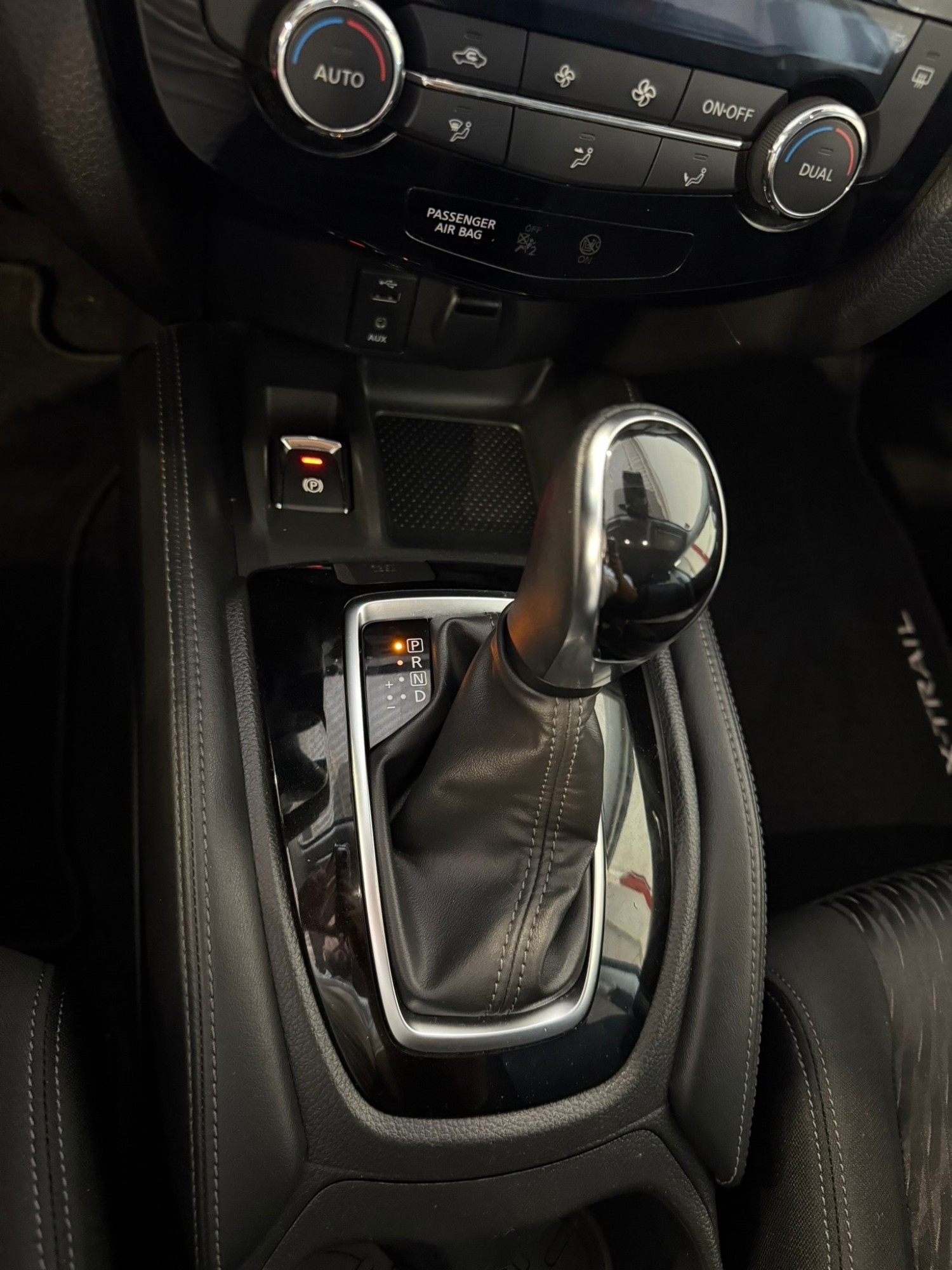 NISSAN X-TRAIL 5P DIG-T 120 kW (160 CV) E6D DCT TEKNA