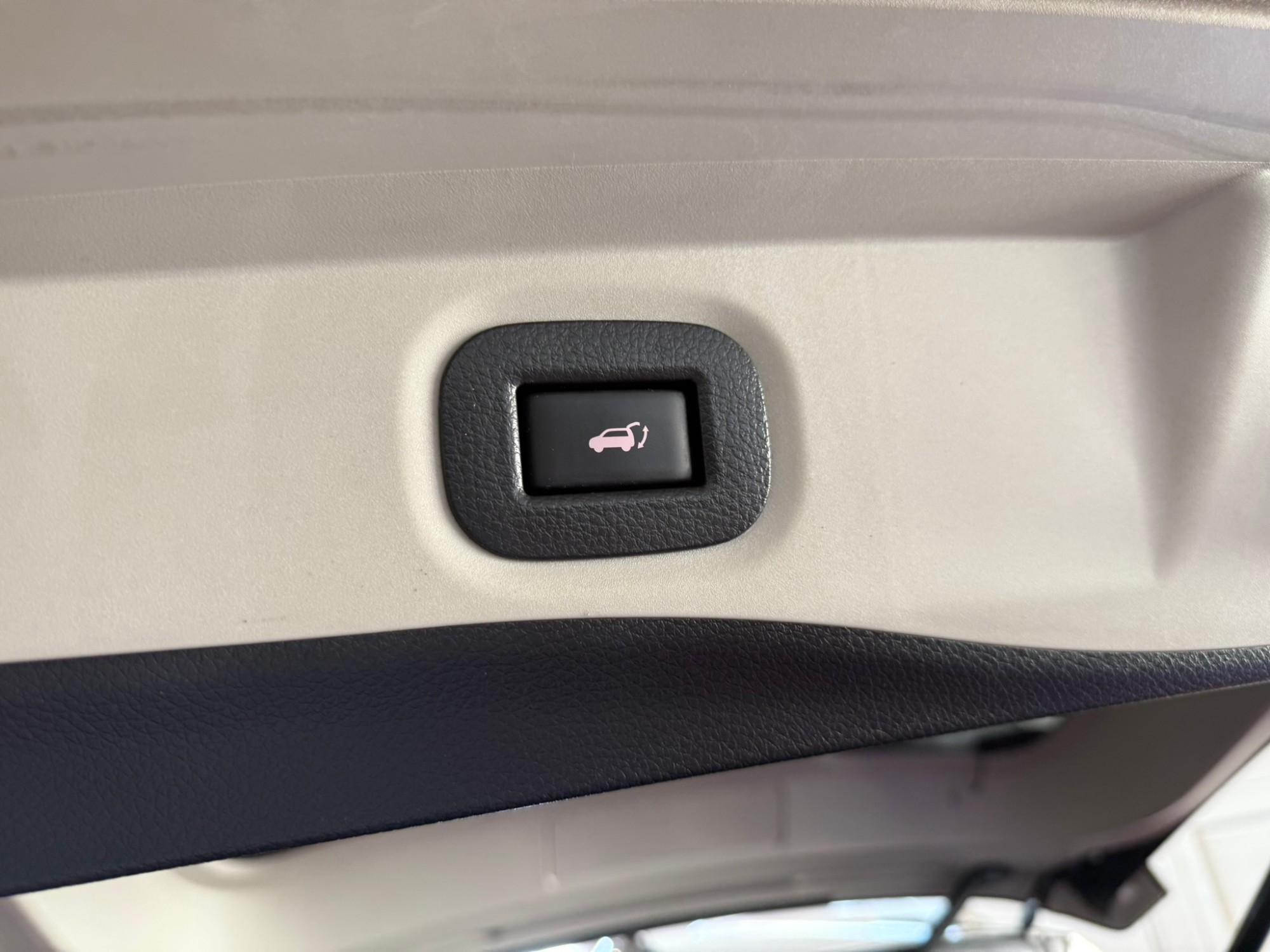 NISSAN X-TRAIL 5P DIG-T 120 kW (160 CV) E6D DCT TEKNA