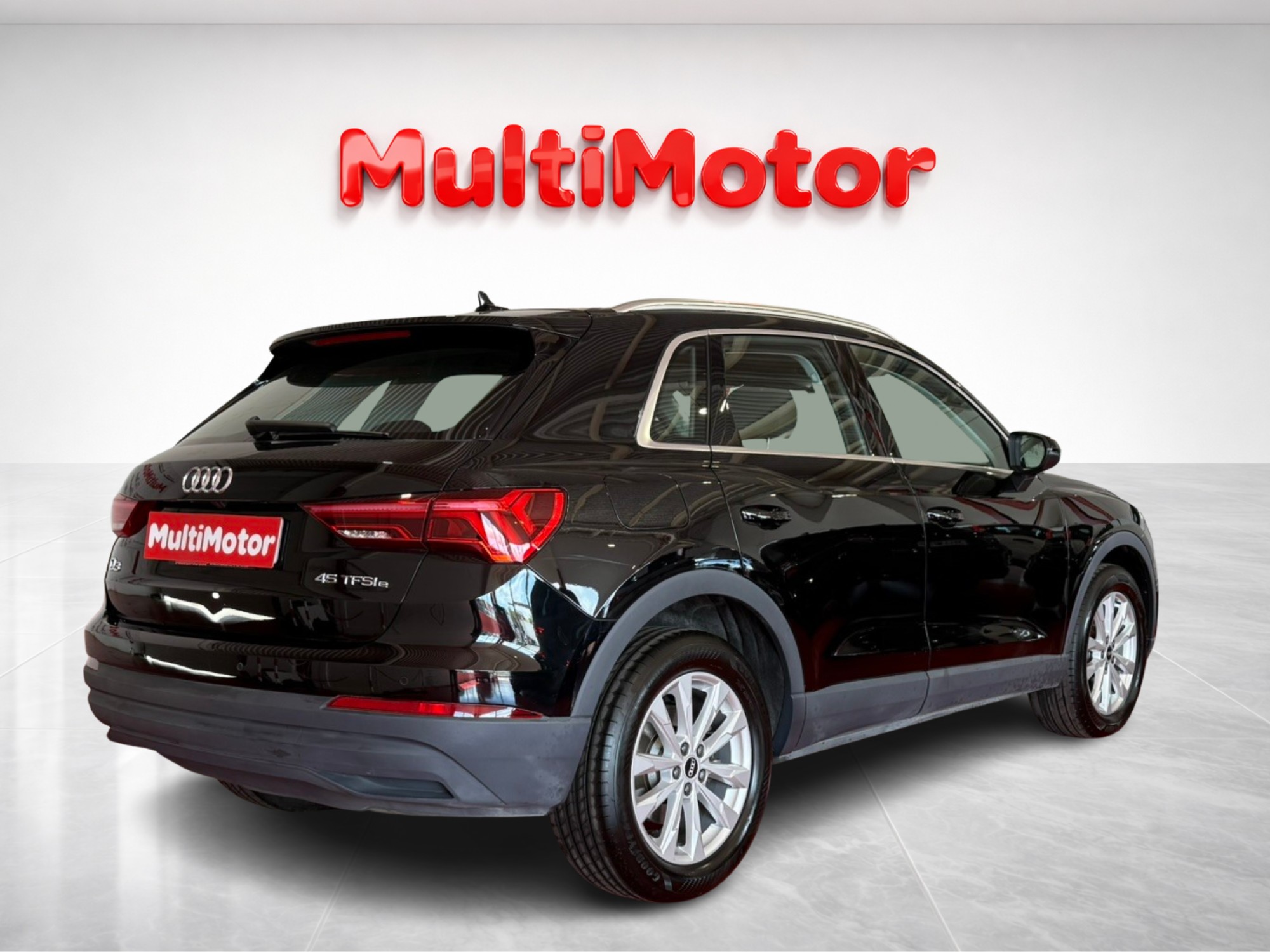 AUDI Q3 45 TFSI e 180kW S tronic S Line