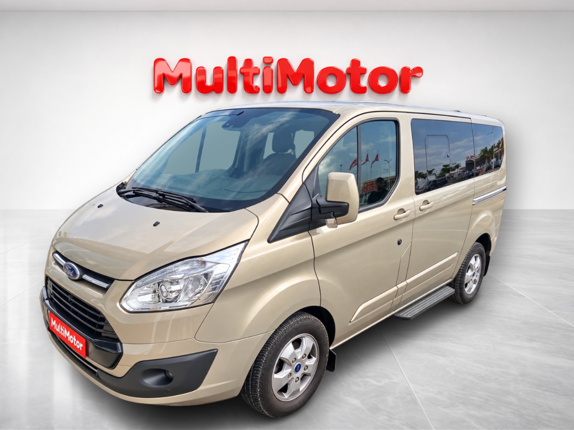 FORD Tourneo Custom 2.0 TDCI 96kW (130CV) L1 Titanium