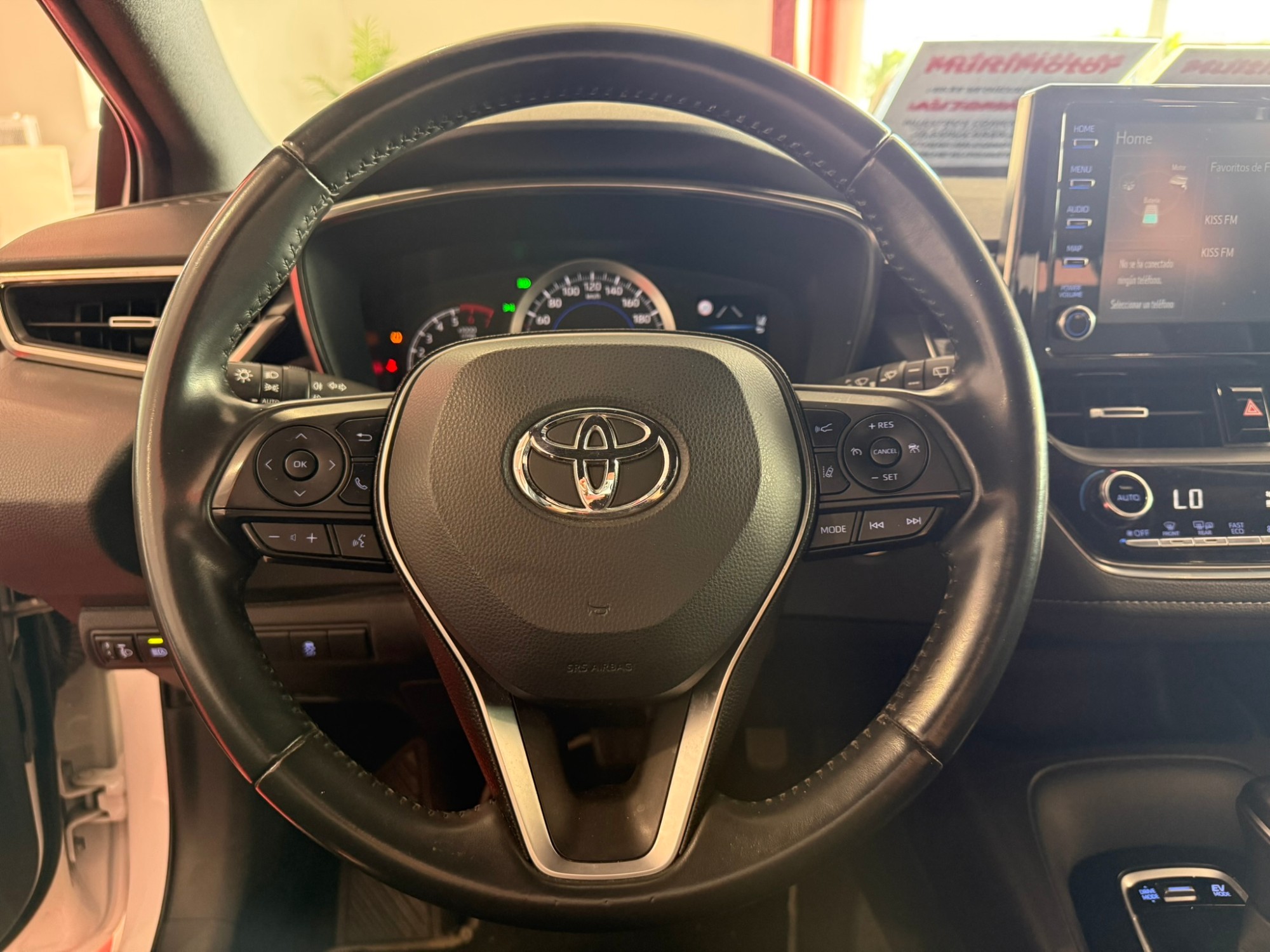 TOYOTA Corolla 1.8 125H ACTIVE E-CVT