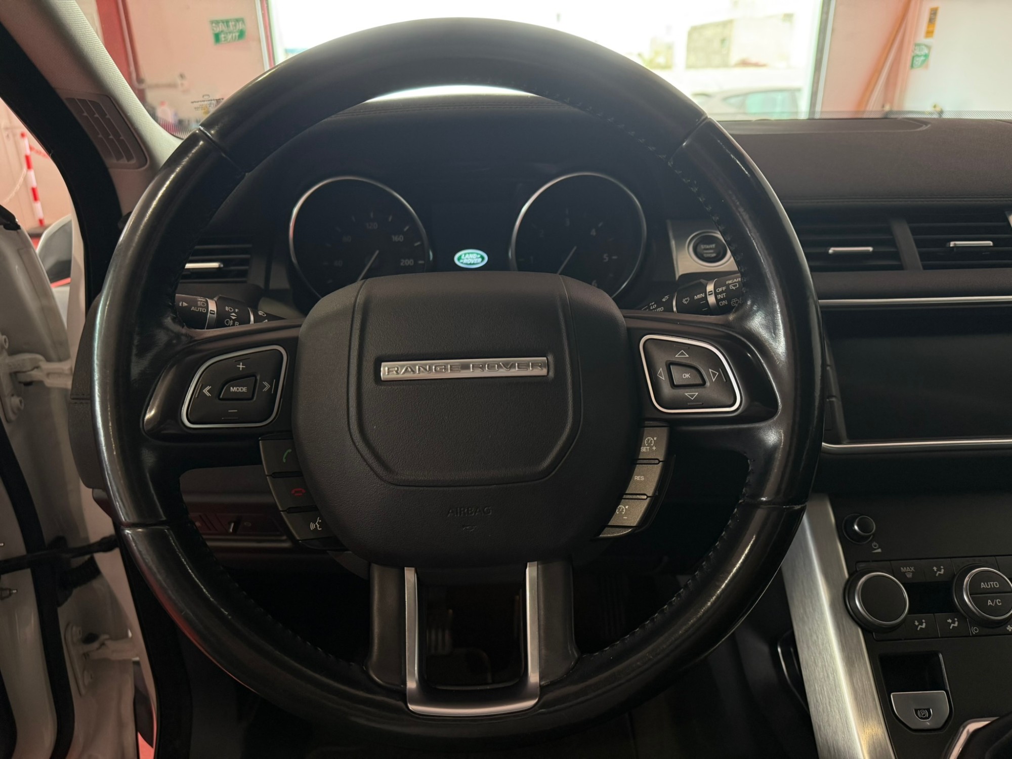 LAND_ROVER Range Rover Evoque 2.0L eD4 Diesel 110kW (150CV) 4x2 SE
