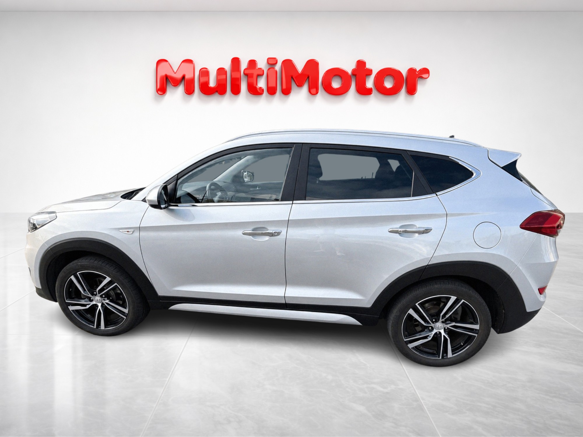 HYUNDAI Tucson 1.6 GDi BlueDrive Essence 4x2